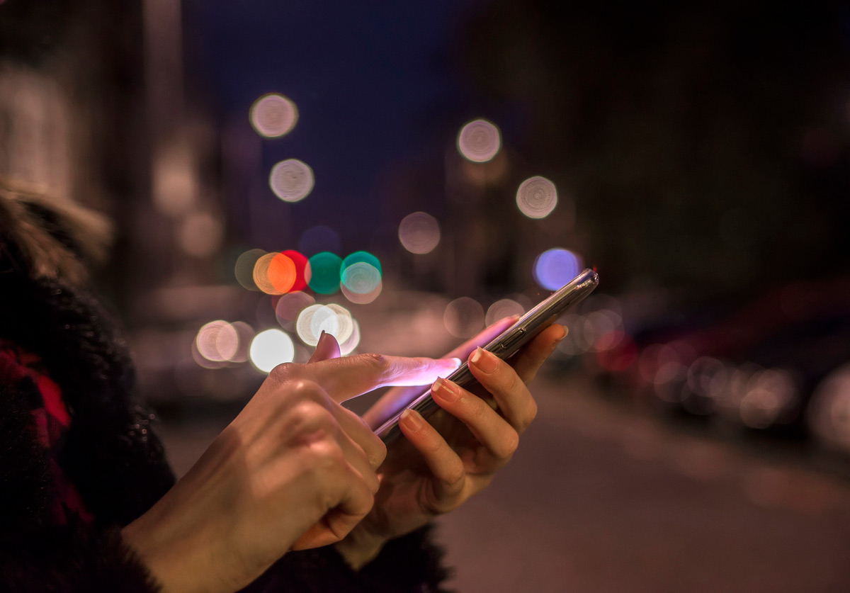 How To Create An Amazing Blurry Bokeh Background In Your Photos How To Create An Amazing Blurry Bokeh Background In Your Photos